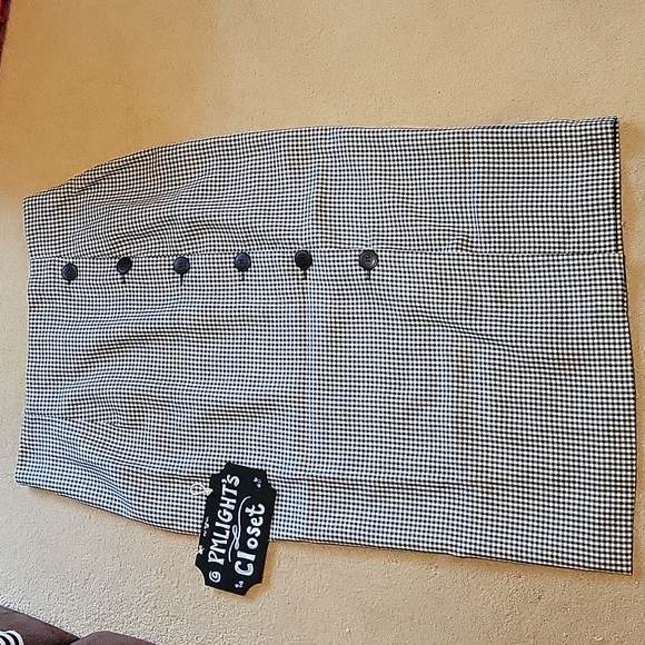 H. Apparel Co. Dresses & Skirts - H. Apparel Co. 16 Skirt Black White Check Maxi